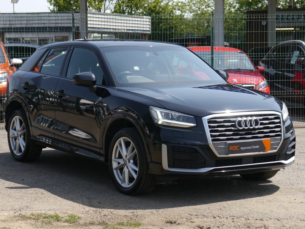 Audi Q2 Tfsi Sport 114 Black #16