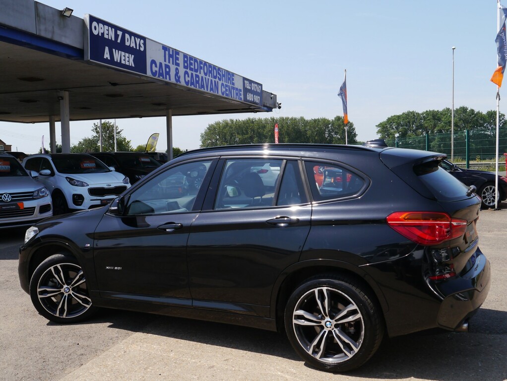 BMW X1 Sdrive18d Sport Black #43