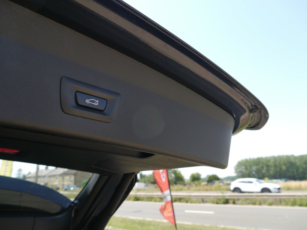 BMW X1 Sdrive18d Sport Black #33