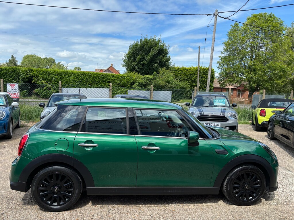 Mini Hatch 1.5 Cooper Classic Hatchback Steptronic  #2
