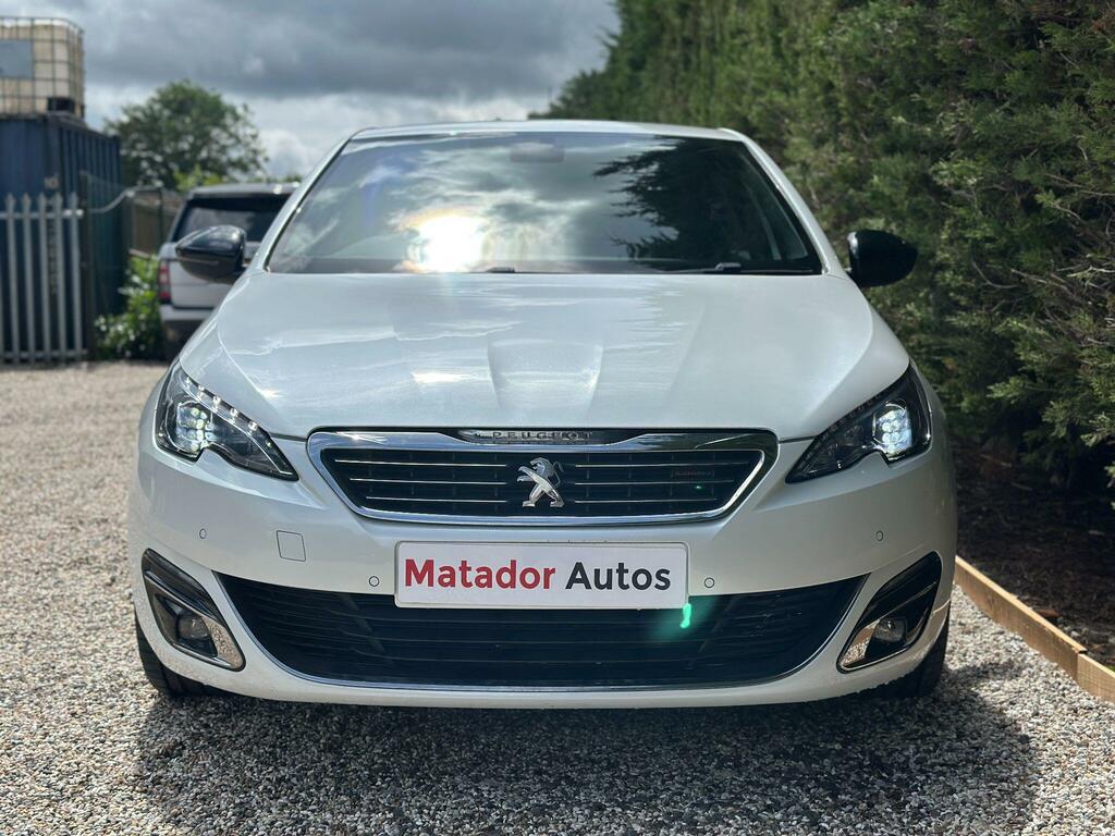 Peugeot 308 Gt Line White #2