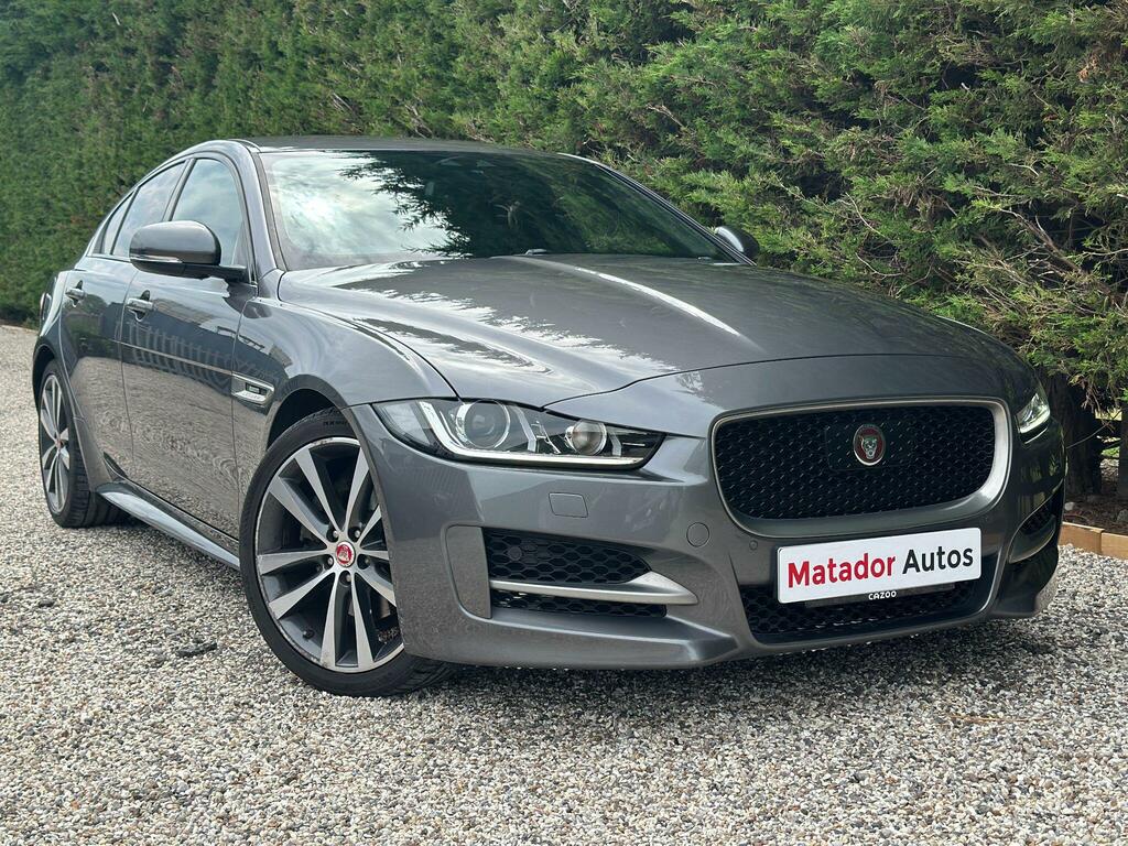 Jaguar XE R-sport Grey