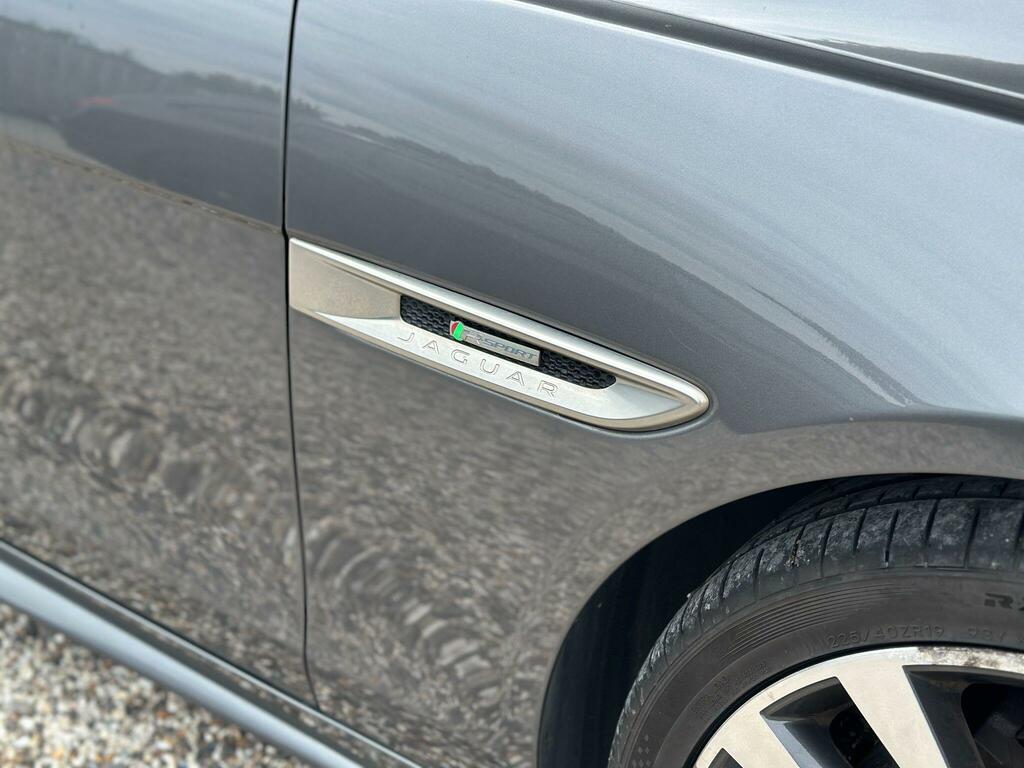 Jaguar XE R-sport Grey #4
