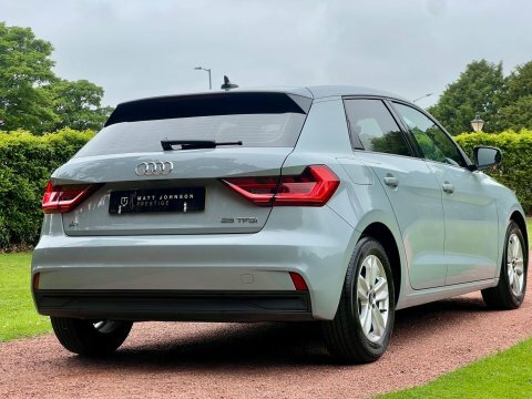 Audi A1 Sportback Tfsi Technik VK70XKY Grey #3