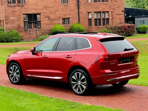 Volvo XC60 Recharge T8 Inscription YY22GOA Red #2