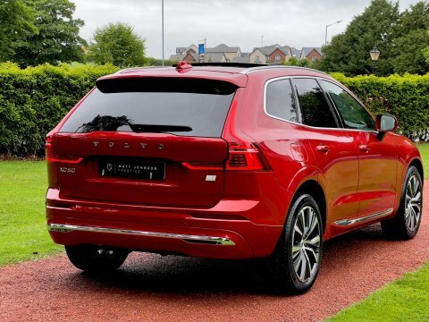 Volvo XC60 Recharge T8 Inscription YY22GOA Red #4