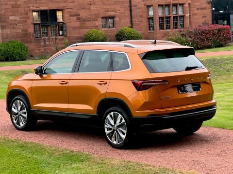 Skoda Karoq Se L Tsi Orange