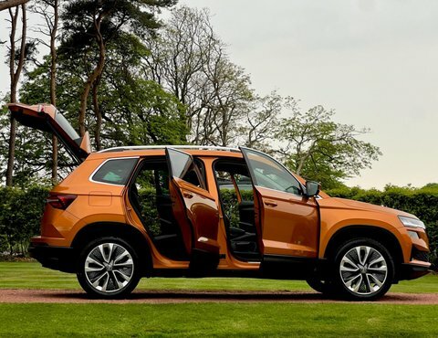 Skoda Karoq Se L Tsi Orange #3