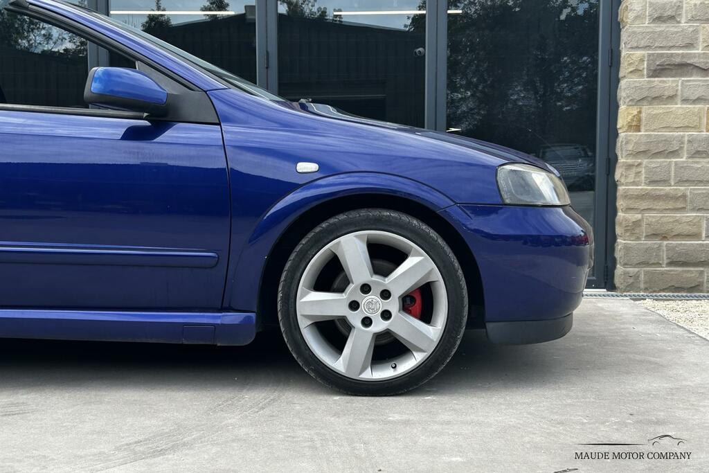 Vauxhall Astra Design 16V Silver #12