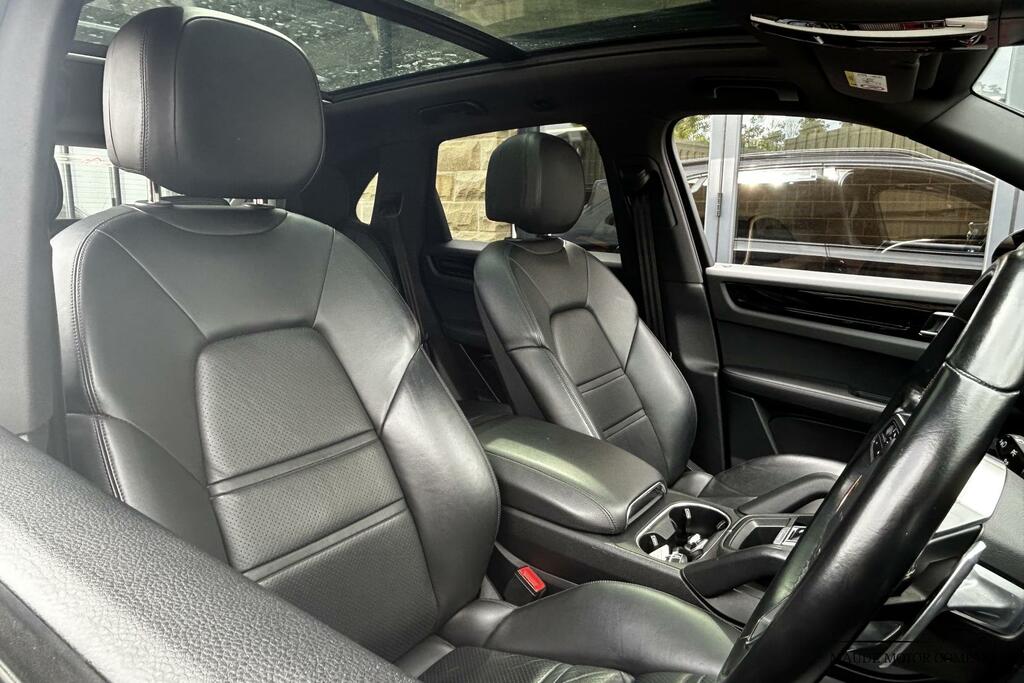 Porsche Cayenne Cayenne V6 S Blue #18