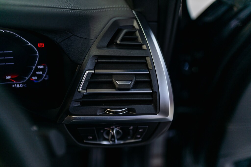 BMW X4 M M Sport Black #34