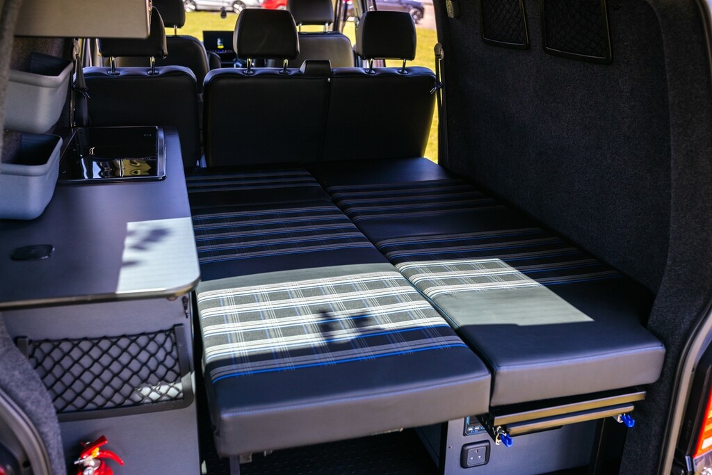 Volkswagen Campervan Transporter T28 Highline Tdi Bluemotion Technology Grey #17