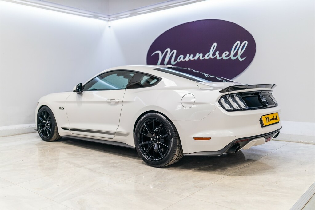 Ford Mustang 5.0 V8 Gt Shadow Edition Fastback Manua White #3