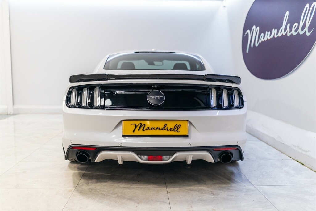Ford Mustang 5.0 V8 Gt Shadow Edition Fastback Manua White #5