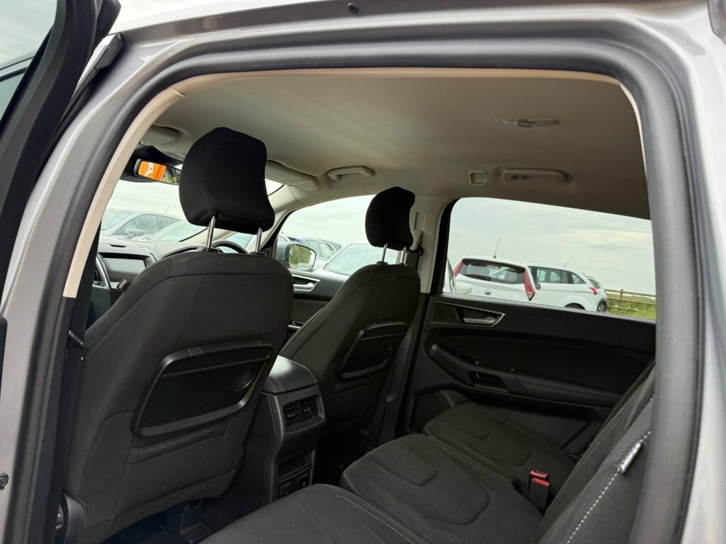 Ford S-Max 2L Titanium Silver #5
