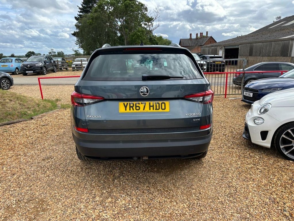 Skoda Kodiaq 2L Edition YR67HDO Grey #5
