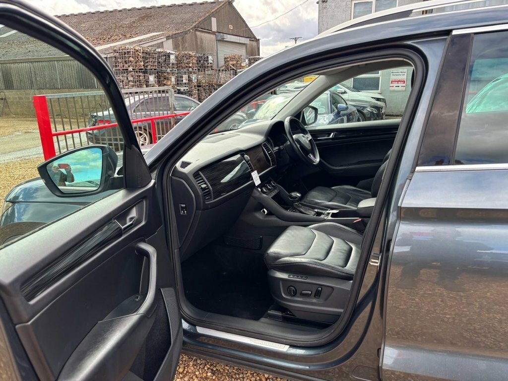 Skoda Kodiaq 2L Edition YR67HDO Grey #3