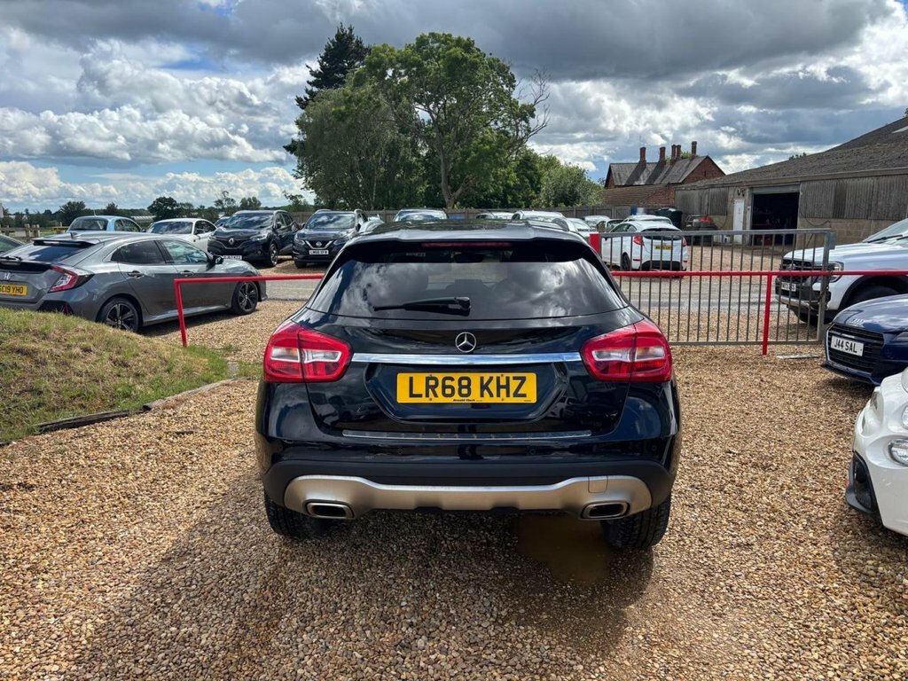 Mercedes-Benz GLA Class 1.6L Sport LR68KHZ Black #5