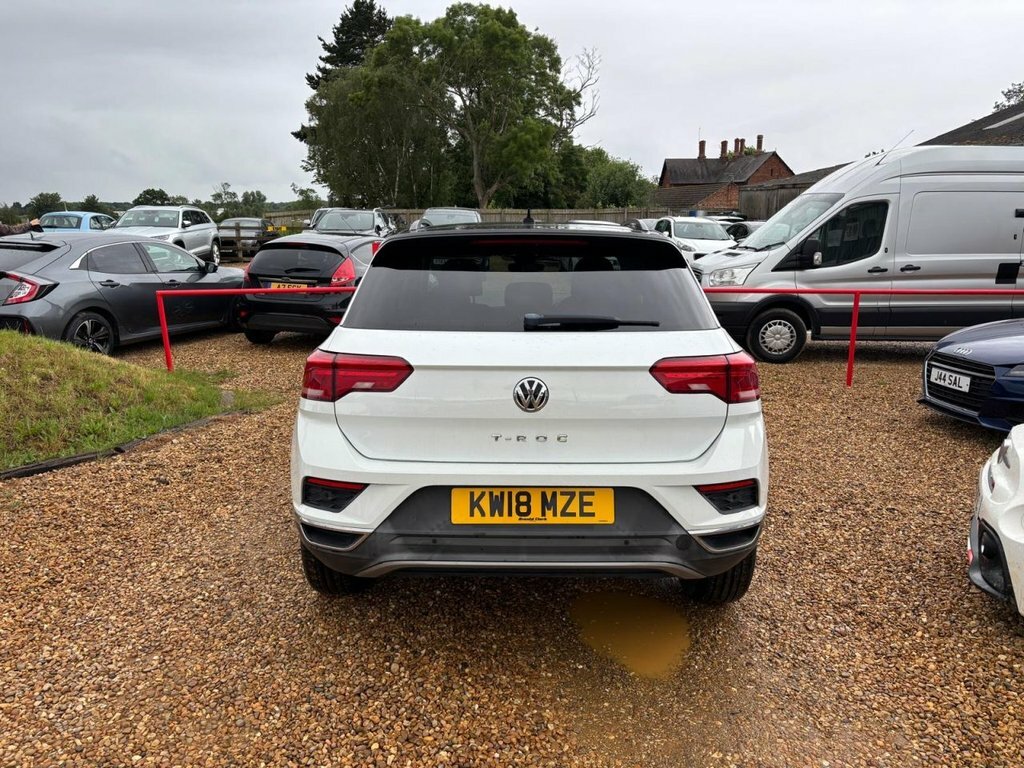 Volkswagen T-Roc 1L Design KW18MZE White #5