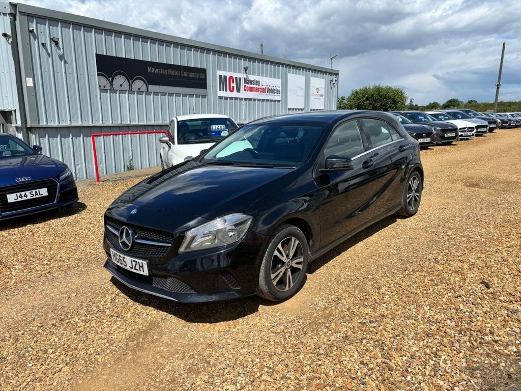 Mercedes-Benz A Class 1.6L Se Black #4