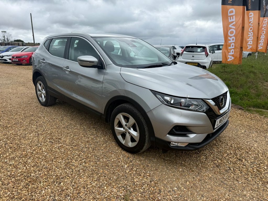 Nissan Qashqai 1.3L Acenta Premium Silver