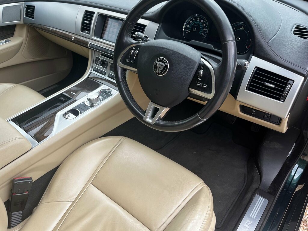 Jaguar XF 2.2D Luxury Saloon Euro 5 Ss 1 RK15NZP  #2