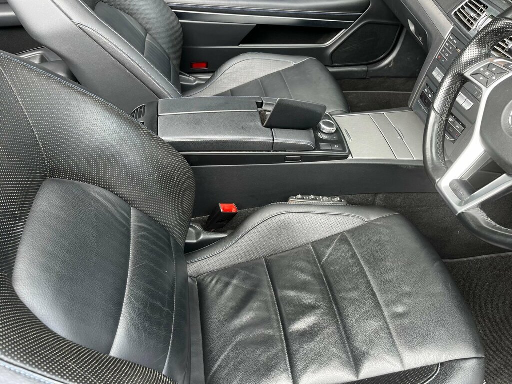 Mercedes-Benz E Class E Class E220d Se 9G-tronic Silver #42