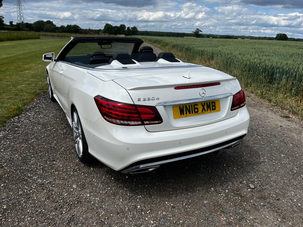 Mercedes-Benz E Class E Class E220d Se 9G-tronic Silver #39