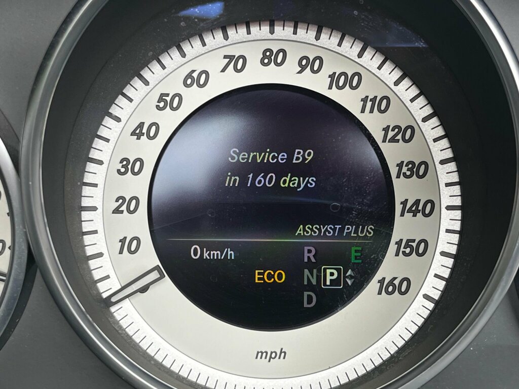 Mercedes-Benz E Class E Class E220d Se 9G-tronic Silver #11