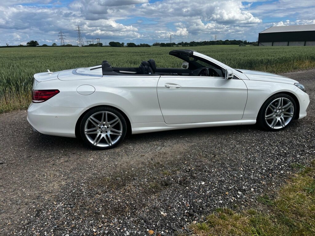 Mercedes-Benz E Class E Class E220d Se 9G-tronic Silver #30