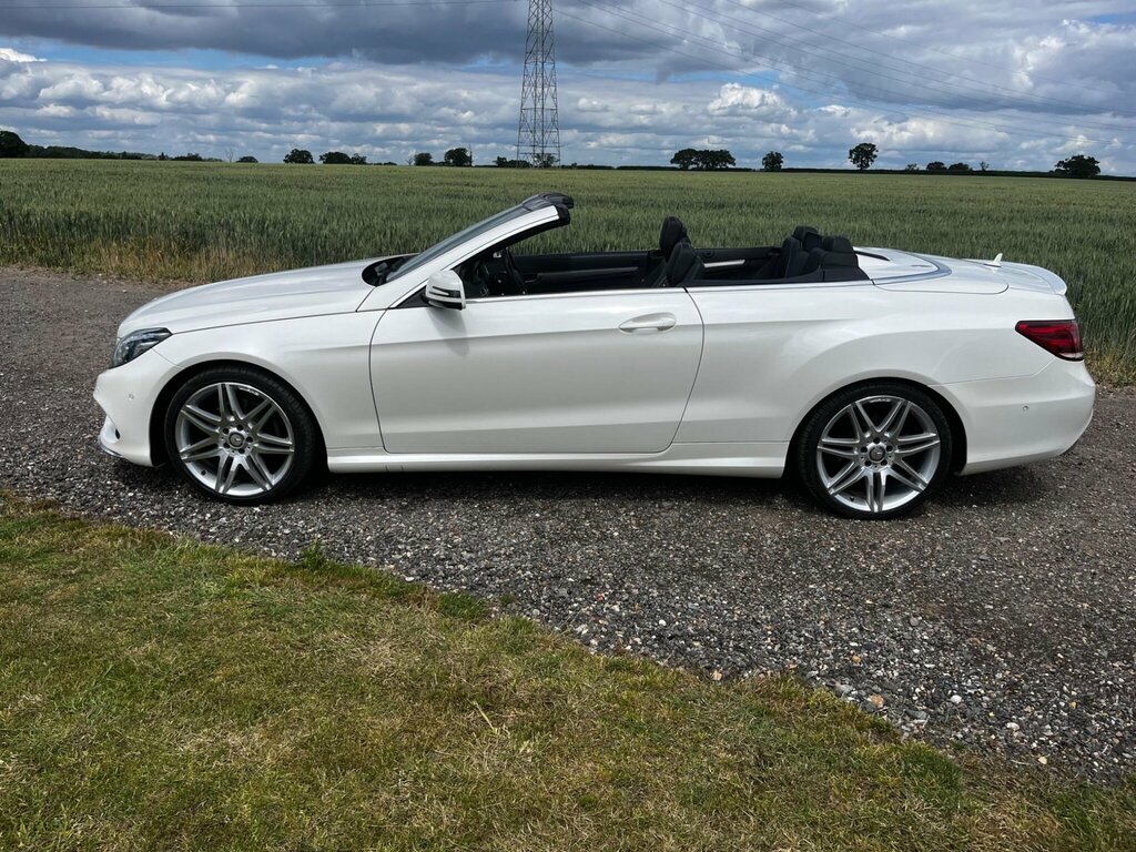 Mercedes-Benz E Class E Class E220d Se 9G-tronic Silver #47