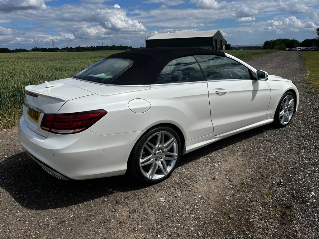 Mercedes-Benz E Class E Class E220d Se 9G-tronic Silver #20