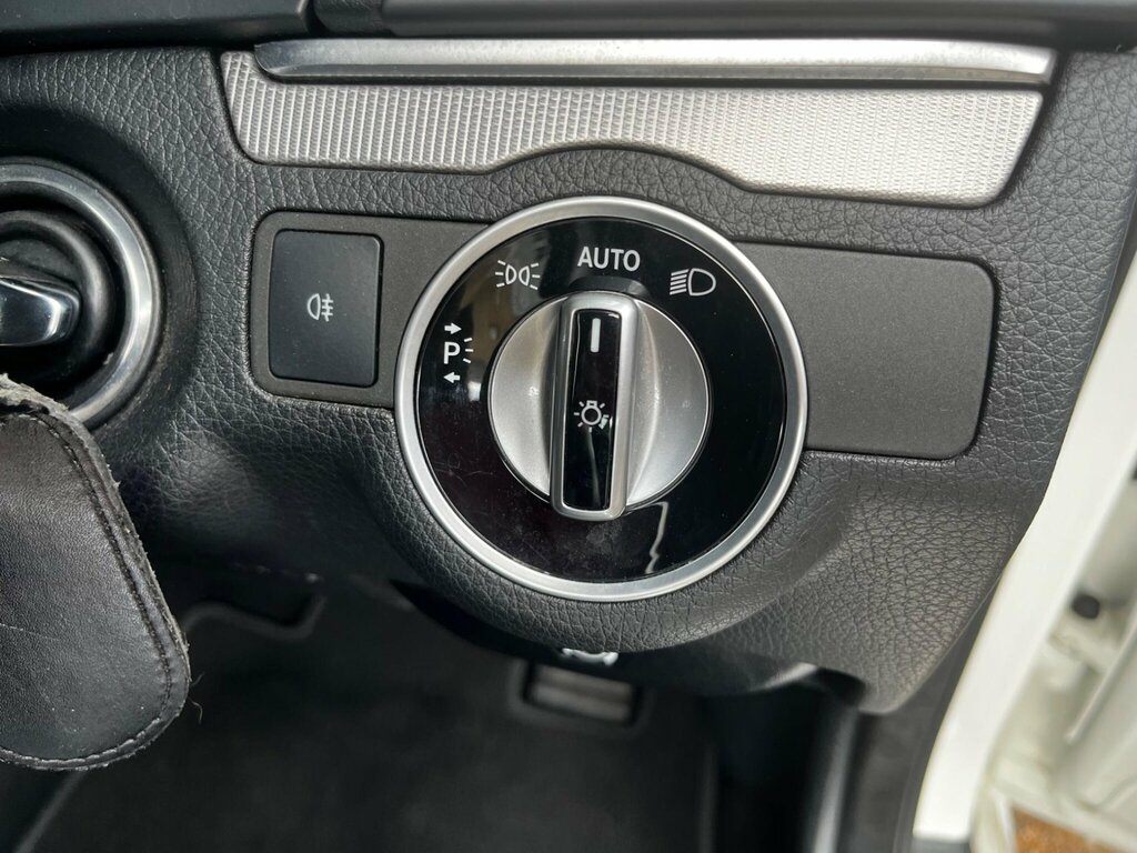 Mercedes-Benz E Class E Class E220d Se 9G-tronic Silver #21