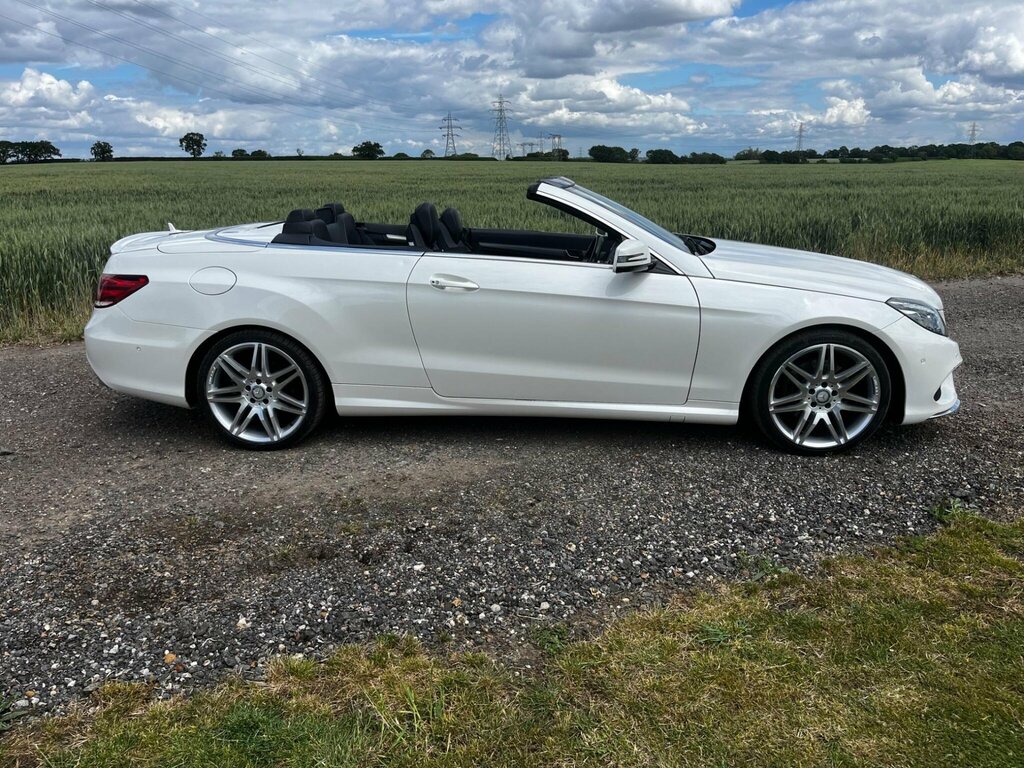 Mercedes-Benz E Class E Class E220d Se 9G-tronic Silver #32