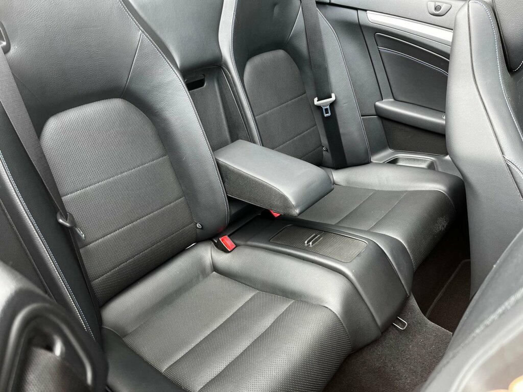 Mercedes-Benz E Class E Class E220d Se 9G-tronic Silver #19
