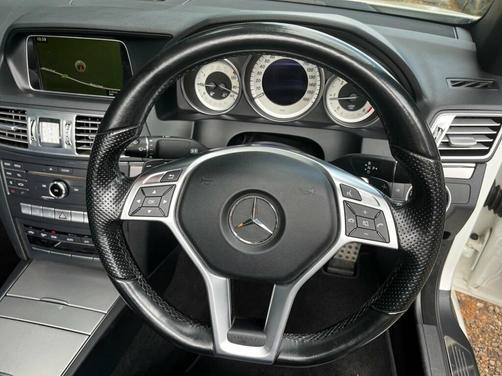 Mercedes-Benz E Class E Class E220d Se 9G-tronic Silver #8