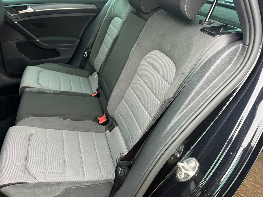 Volkswagen Golf 1.4 Tsi Bluemotion Tech Act R-line Edition Hatchba #6