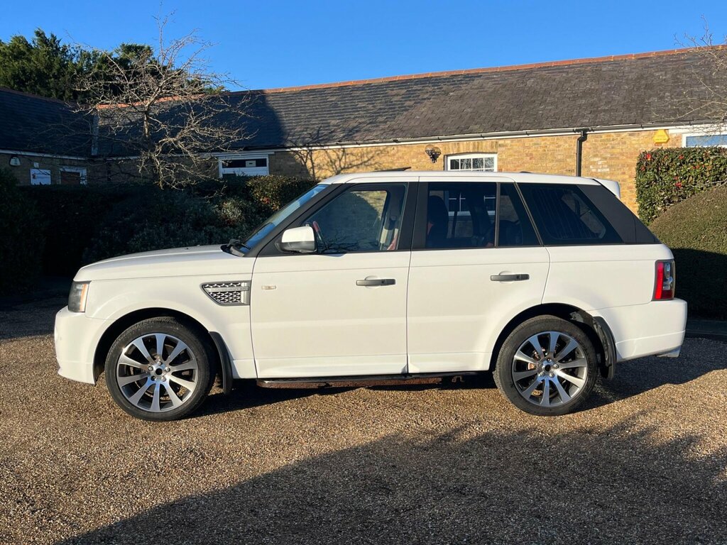 Land Rover Range Rover Sport 3.0 Tdv6 Hse Commandshift White #4