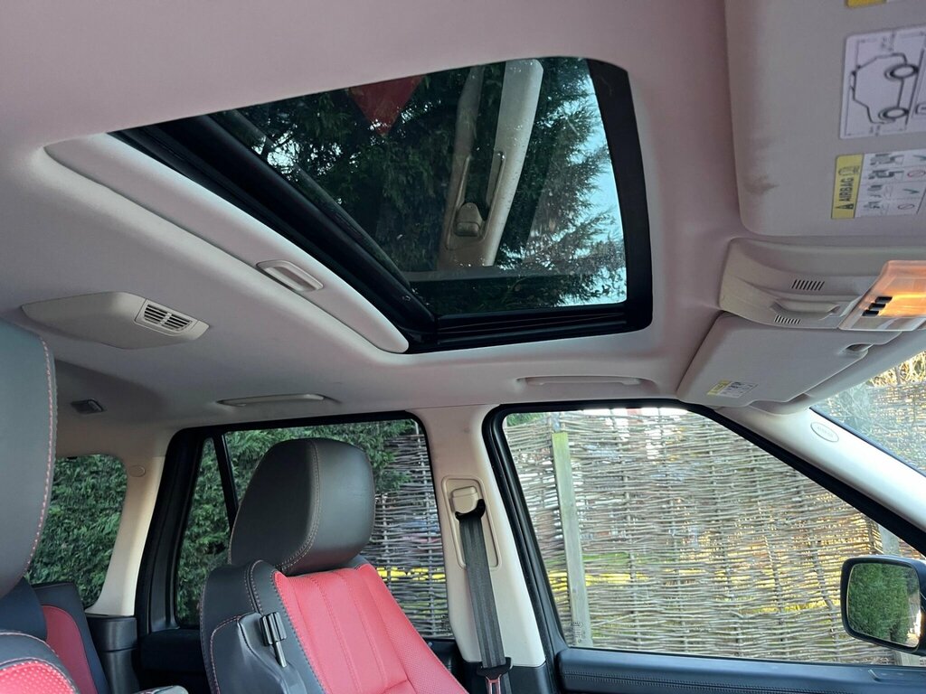 Land Rover Range Rover Sport 3.0 Tdv6 Hse Commandshift White #44