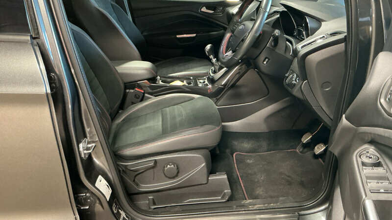 Ford Kuga 2.0-Kuga-st-line-edition-tdci-4x4-5dr Grey #3