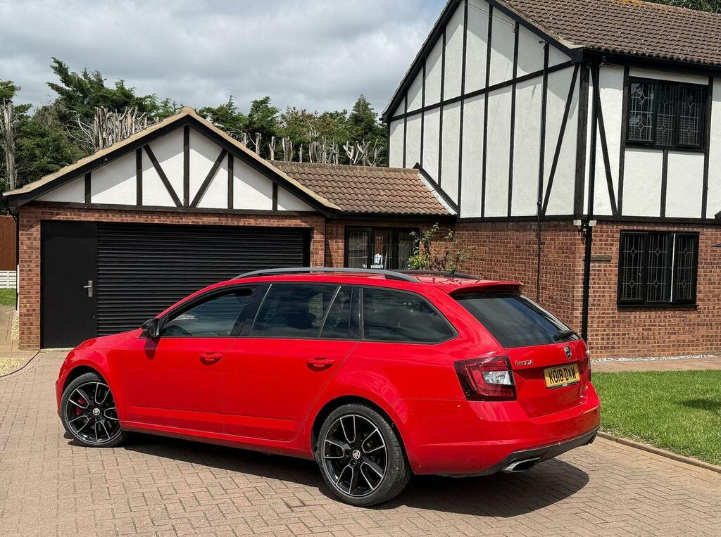 Skoda Octavia 2.0 Tsi Vrs Dsg Euro 6 Ss Red #2
