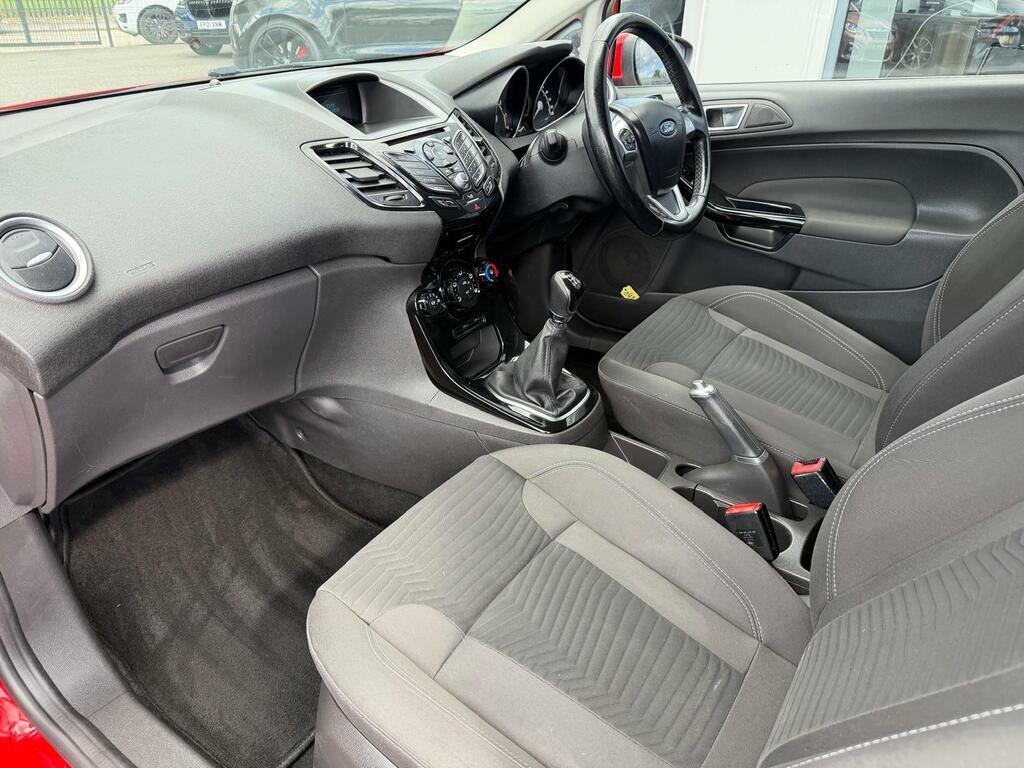 Ford Fiesta Red #8