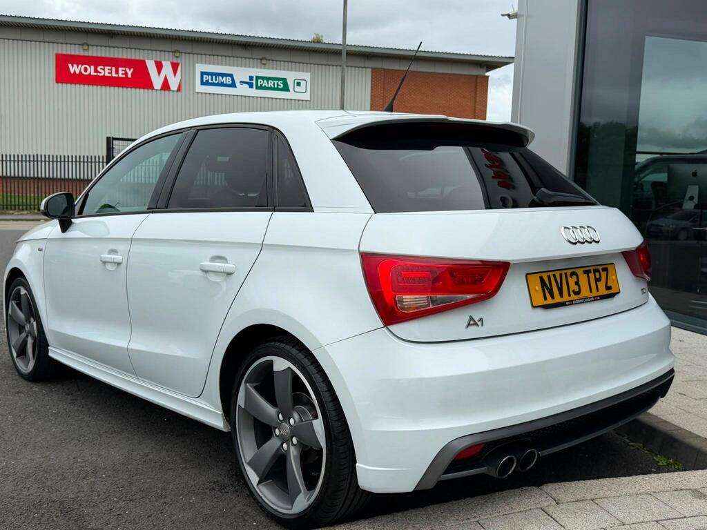 Audi A1 Hatchback 1.6 Tdi Sport 2013 Red #2