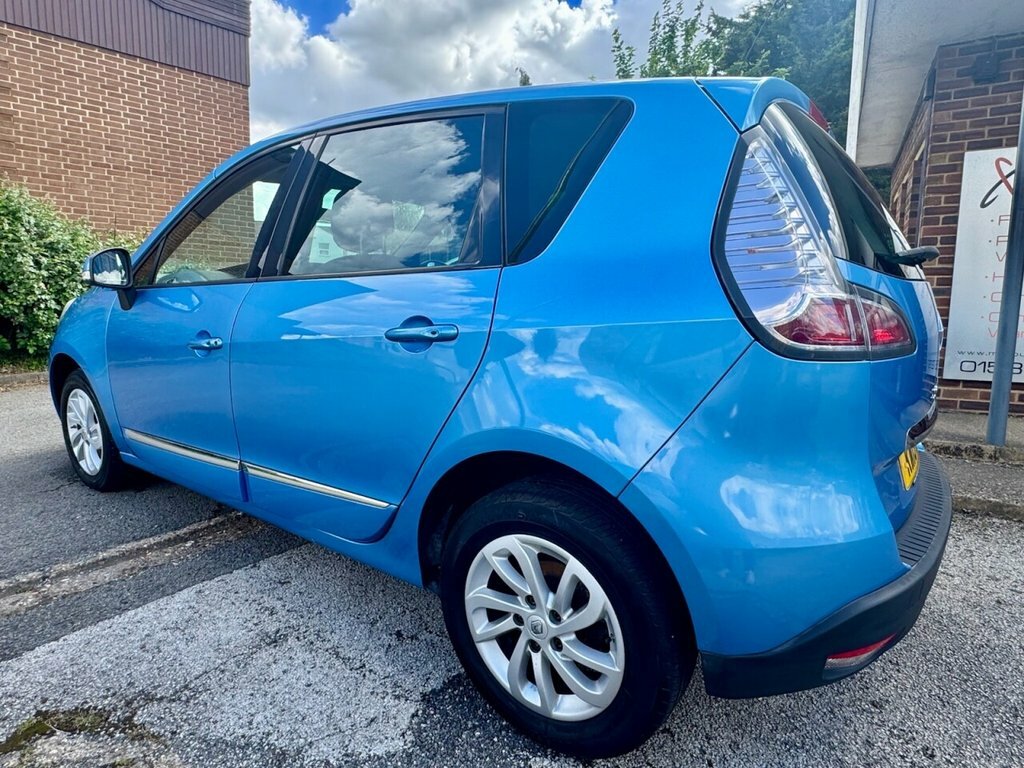 Renault Scenic 1.6 Vvt Dynamique Tomtom Black #7