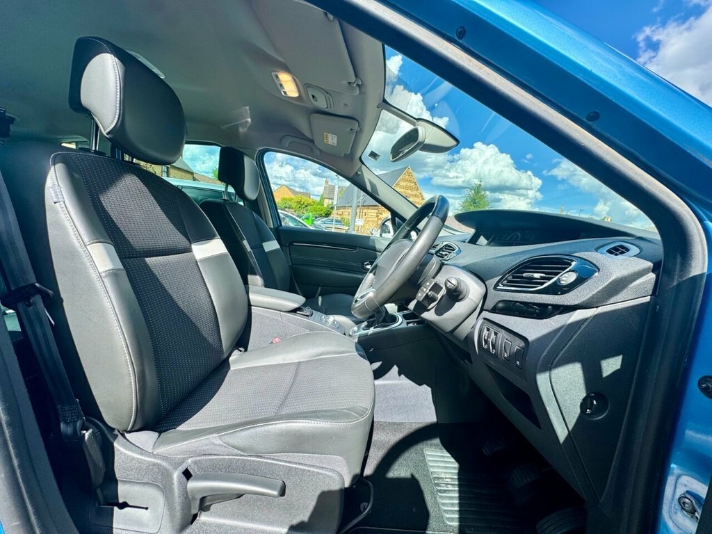 Renault Scenic 1.6 Vvt Dynamique Tomtom Black #15