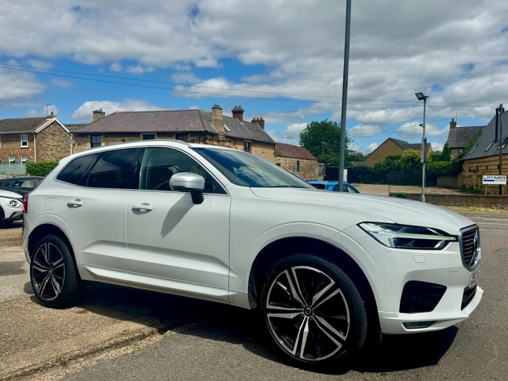 Volvo XC60 2L R-design Pro White #3