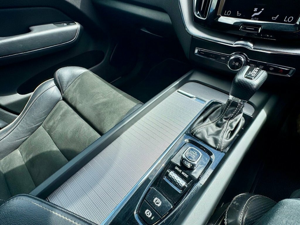 Volvo XC60  Blue #18