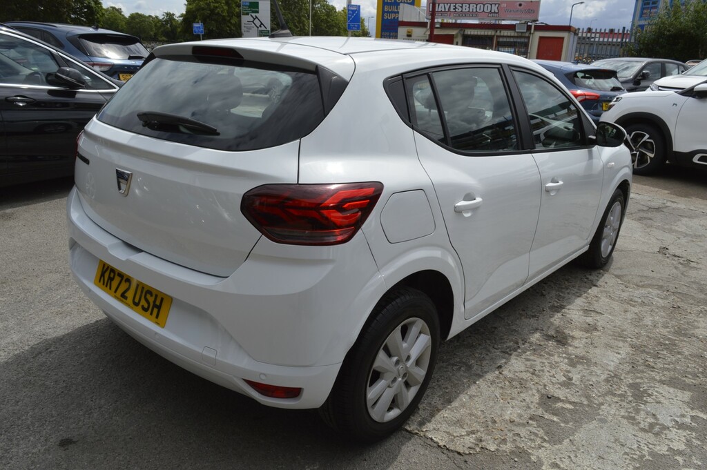 Dacia Sandero Hatchback 1.0 Comfort Tce 90 My21.5 2022 KR72USH White #2