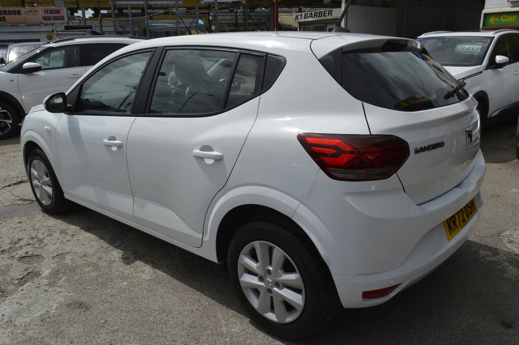Dacia Sandero Hatchback 1.0 Comfort Tce 90 My21.5 2022 KR72USH White #4