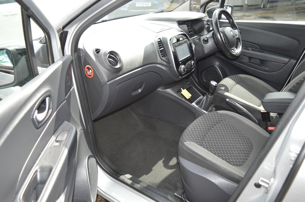 Renault Captur 1.5 Dci 90 Iconic Black #11